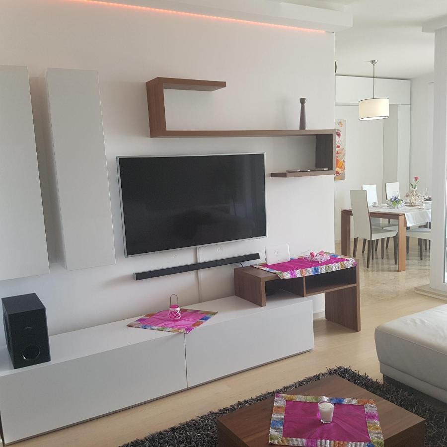 Adela Apartments 3 Morska Vila سبليت المظهر الخارجي الصورة