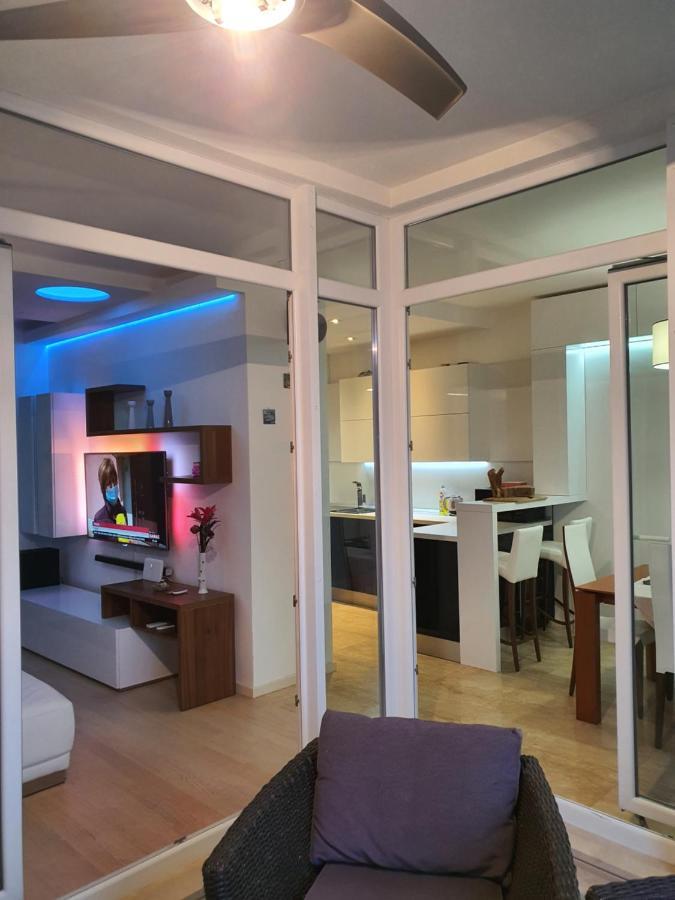 Adela Apartments 3 Morska Vila سبليت المظهر الخارجي الصورة